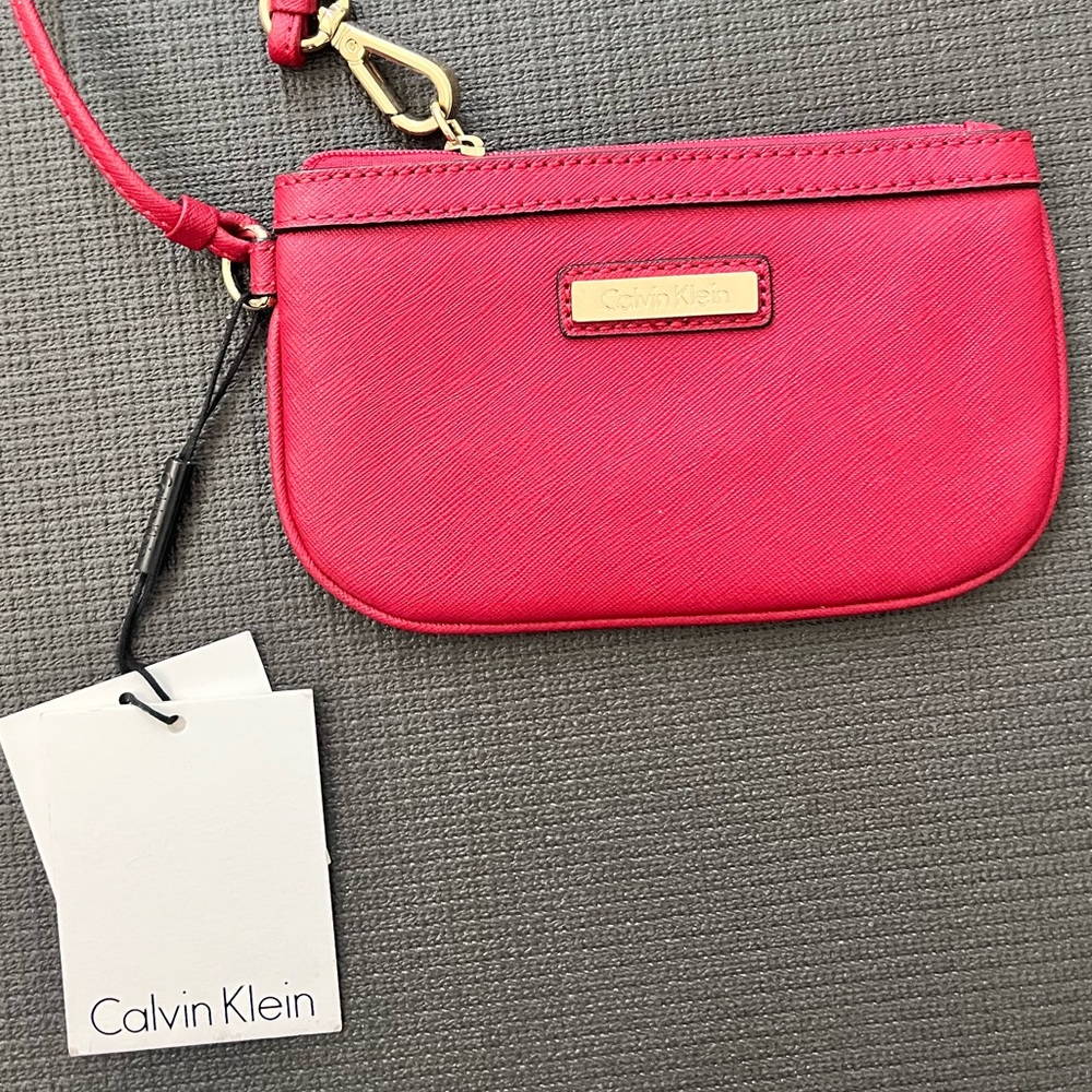 calvin klein wallet/ clutch